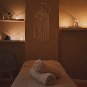 Avra Μασάζ Βούρβαχη 6 Αθήνα